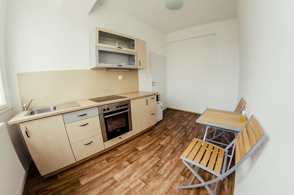 Penzion Karolinka Hotel Kroměříž Kültér fotó